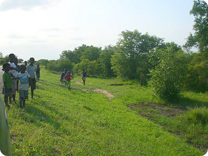 MZGV 12-4.  Again visitors. Here is more easy because there is a village near (Soveia)